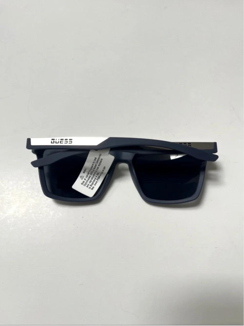 NWT GUESS Square Sunglasses GO00115  Classic Matte Navy Blue Silver Logo